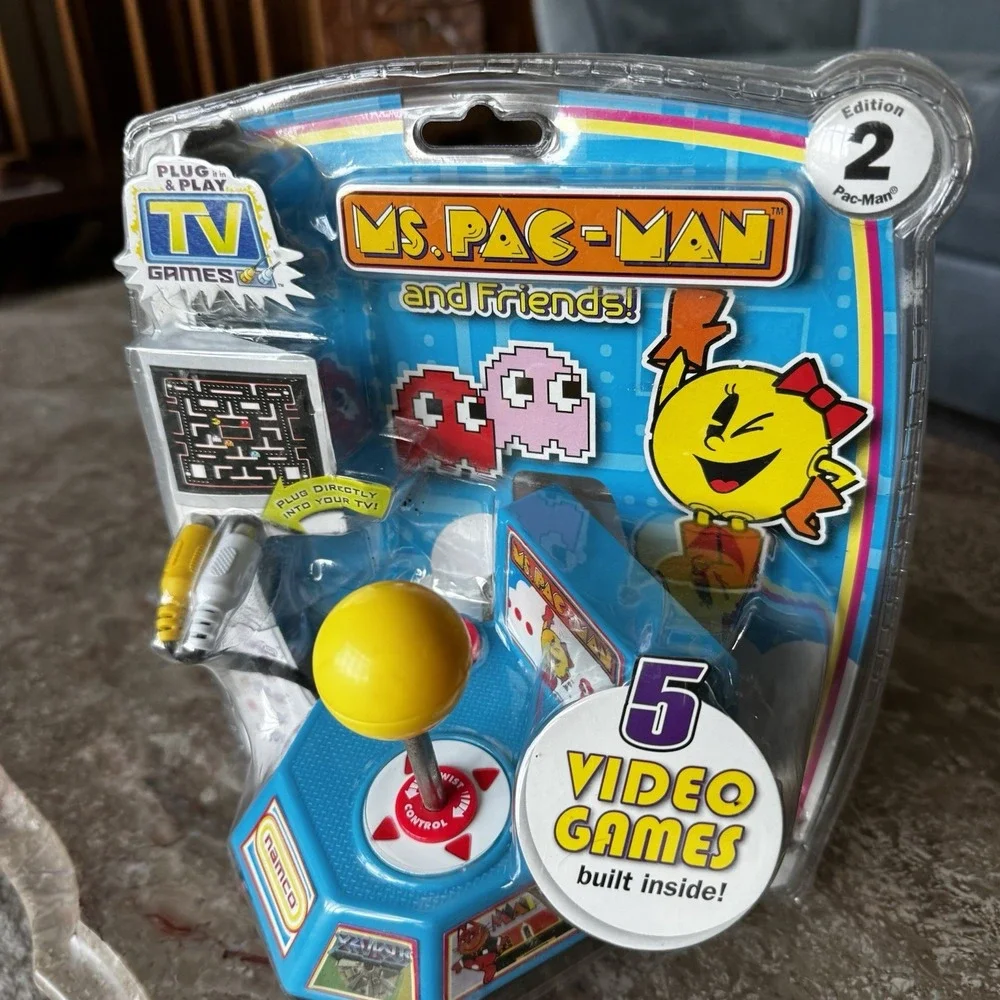 JAKKS Pacific Plug & Play TV Game Ms. Pac-Man 5-in-1 Joystick